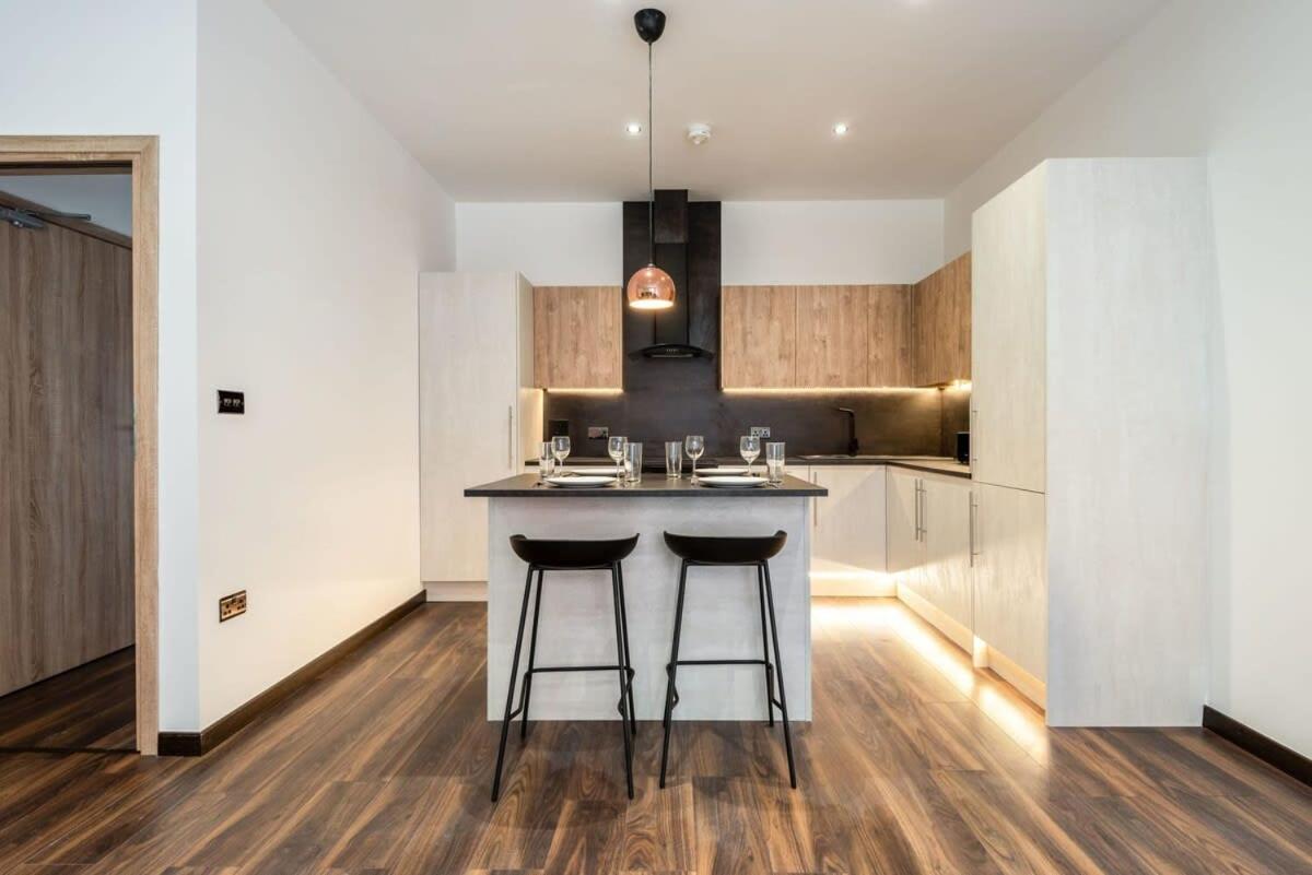 Characterful 2 Bed Apartment With Parking In Hull Кингстон-апон-Халл Экстерьер фото