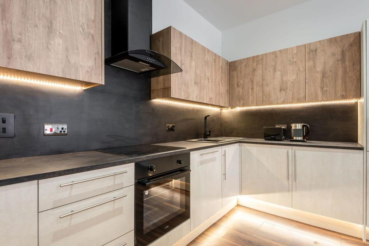 Characterful 2 Bed Apartment With Parking In Hull Кингстон-апон-Халл Экстерьер фото