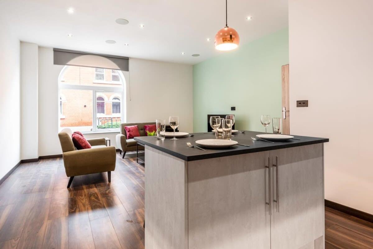 Characterful 2 Bed Apartment With Parking In Hull Кингстон-апон-Халл Экстерьер фото